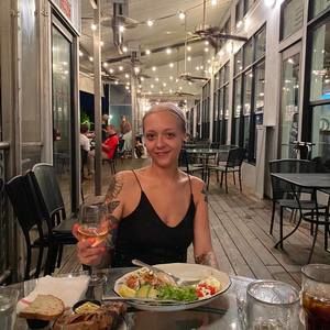 Meet your Posher, Elizabeth